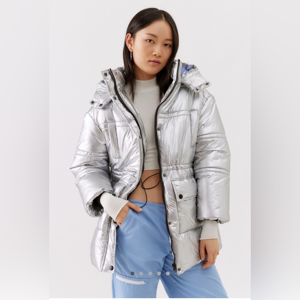 Silver hooded puffer jacket